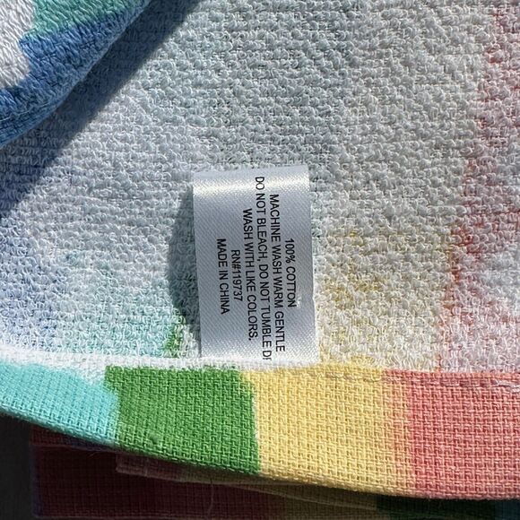 Lucky Clover Set of 2 Kitchen Towels Rainbow Saint Patricks Day Clover Towels - Picture 4 of 6